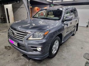 Lexus LX 570